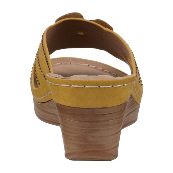 Women Sandals - Picture 3 of 4